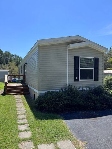 208 Oxford Cir, Hampton, GA 30228