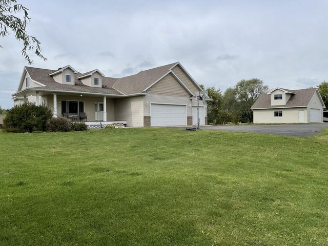 18747 17th Ave E, Clearwater, MN 55320