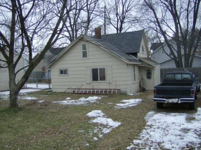 1016 S  10th Ave, Wausau, WI 54401