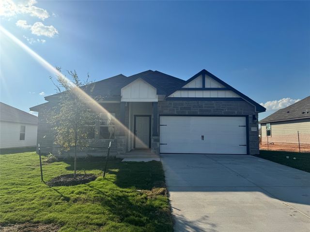 5701 Foggy Lagoon Dr, Waco, TX 76708
