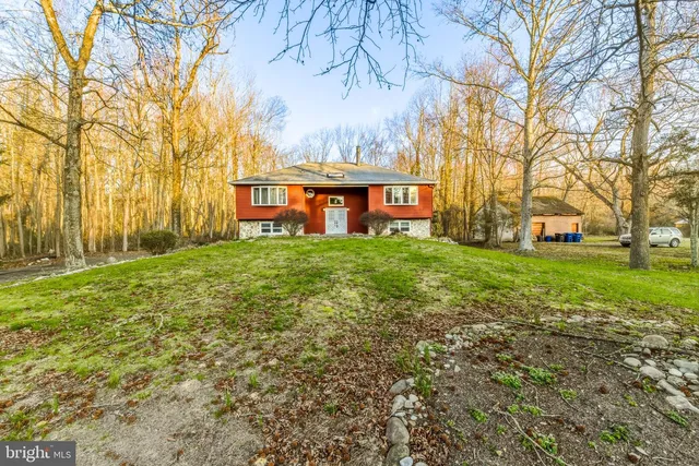 63 Skeet Rd, Medford, NJ 08055