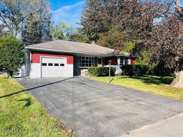 1012 John Alden Lane, Schenectady, NY 12306
