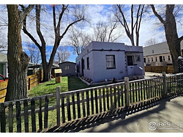 608 S 9th St, Rocky Ford, CO 81067