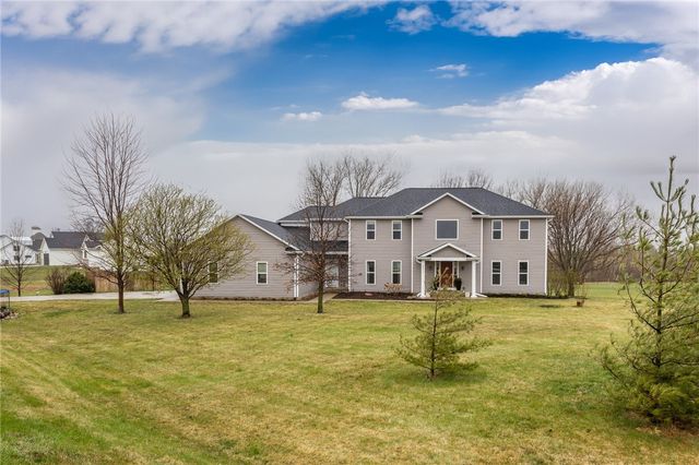 26511 Prairie Cir, Adel, IA 50003