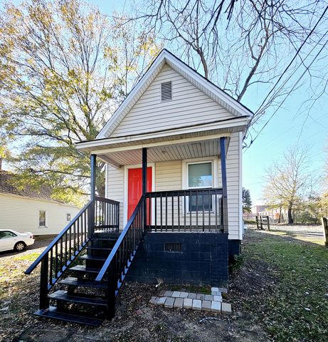 205 Andrews St NW, Concord, NC 28027
