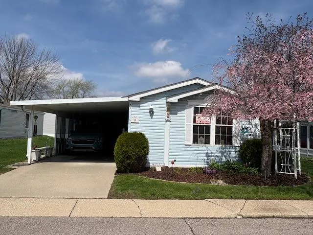 44 Quail St, Rochester, MI 48309