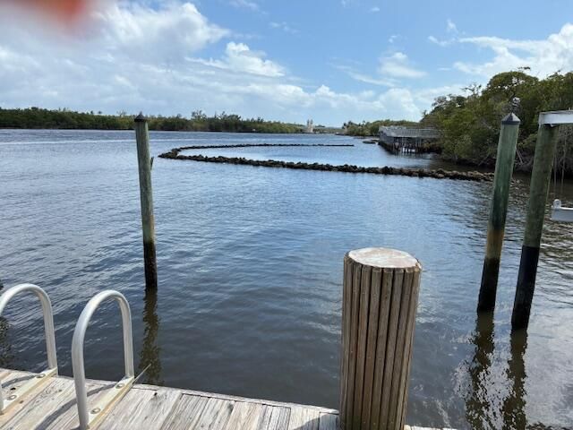 689 NE 6th Ct #404, Boynton Beach, FL 33435