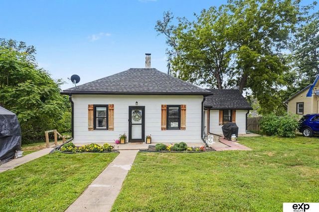 730 S  10th St, Plattsmouth, NE 68048