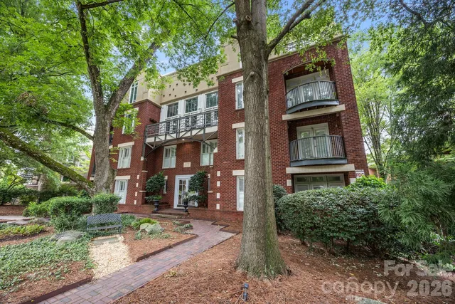 416 Queens Rd #19, Charlotte, NC 28207