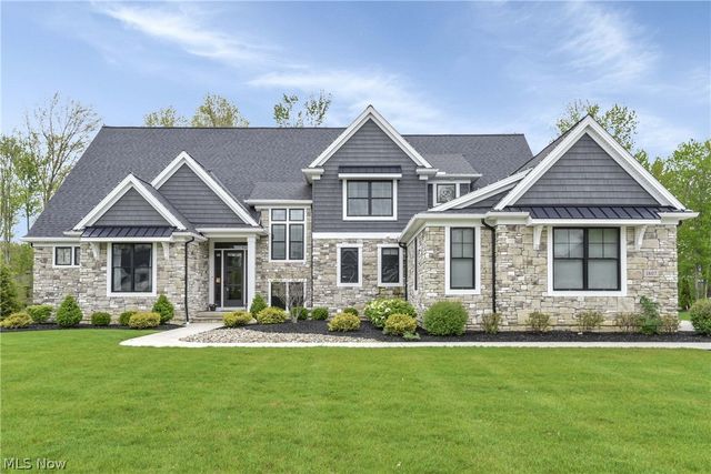 1807 Jager Blvd, Westlake, OH 44145
