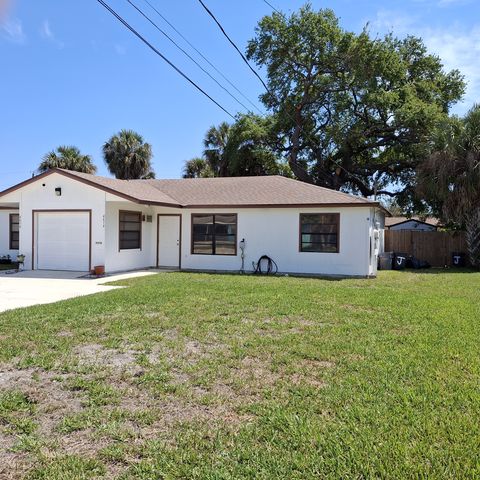 8678 Sunset Dr, Palm Beach Gardens, FL 33410