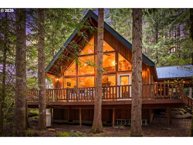 72430 E  Smith Loop, Rhododendron, OR 97049