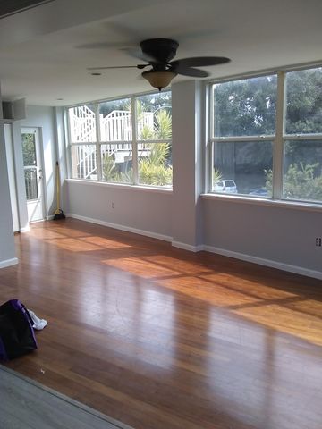 445 32nd Ave N, Saint Petersburg, FL 33704