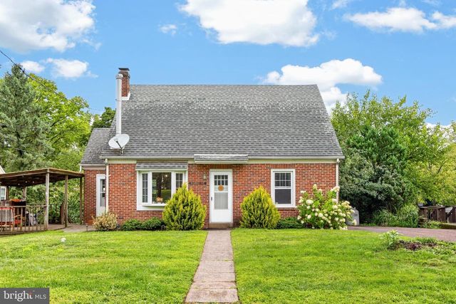 241 Root Ave, Pottstown, PA 19465