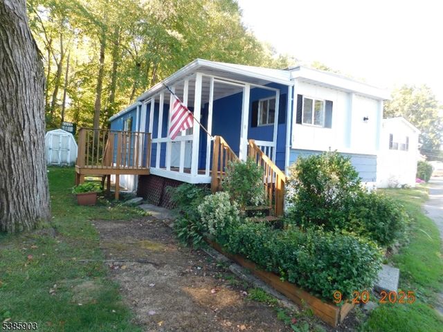 59 Back Street, Oxford, NJ 07863