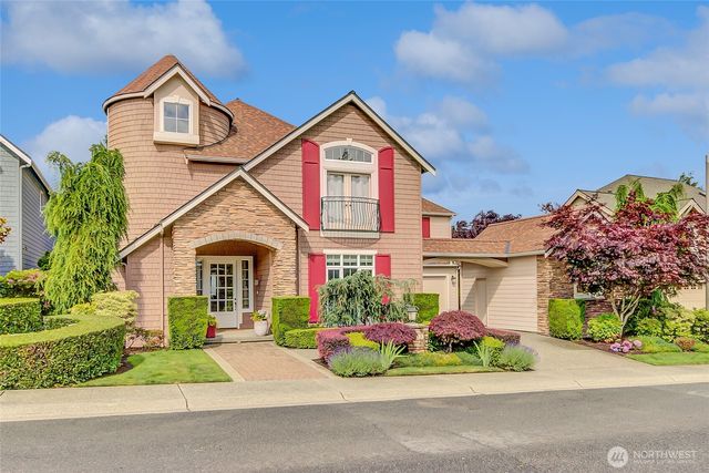 323 240th Place SE, Sammamish, WA 98074
