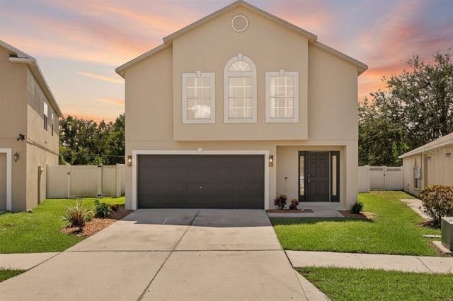 947 Brenton Leaf Dr, Ruskin, FL 33570