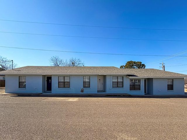 1496 Ferry St, Eagle Pass, TX 78852