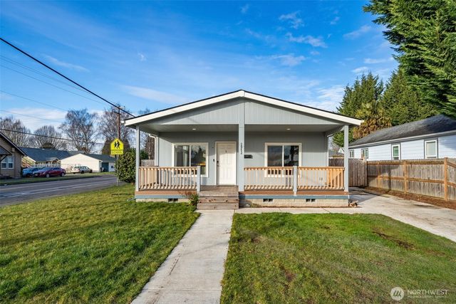 2952 Garfield Street, Longview, WA 98632
