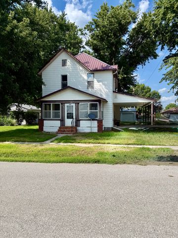 308 E  Main St, Wayland, IA 52654