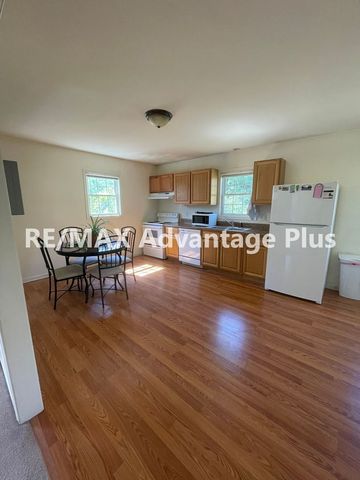 2315 Layne St #A, Farmville, VA 23901