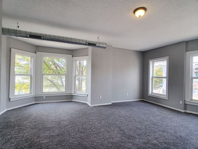 702-704 18th Ave, Moline, IL 61265