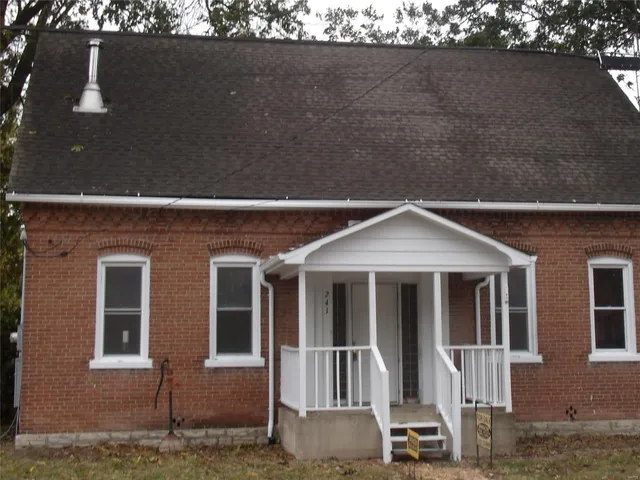241 N  Main St, New Minden, IL 62263
