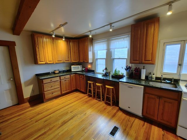 76 Meigs St   #4, Rochester, NY 14607