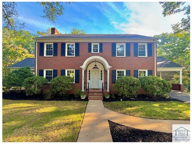 1229 Mulberry Rd, Martinsville, VA 24112