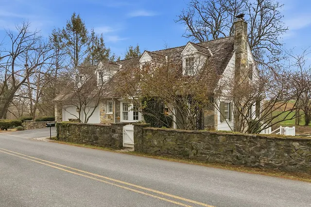 1451 Hunsicker Rd, Lancaster, PA 17601