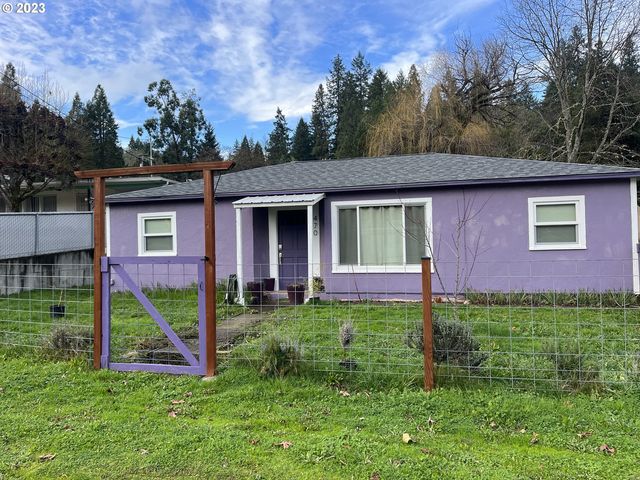 470 NW Harrison St, Canyonville, OR 97417