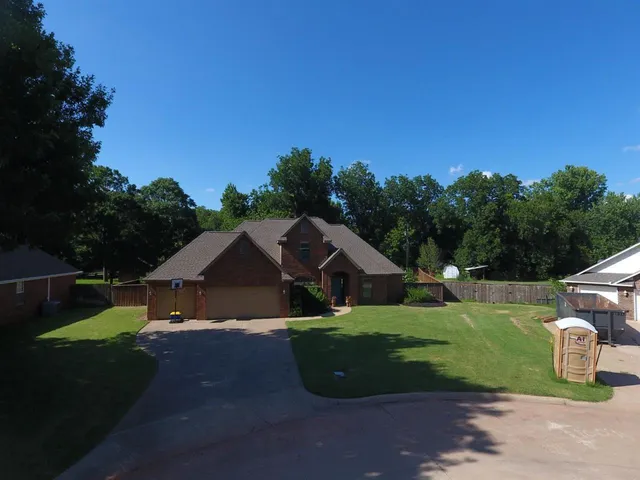 120 Randolph Ct, Stillwater, OK 74075