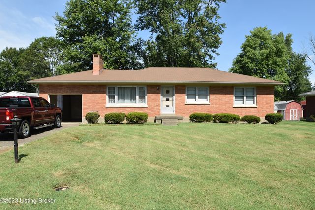 9812 Holiday Dr, Louisville, KY 40272