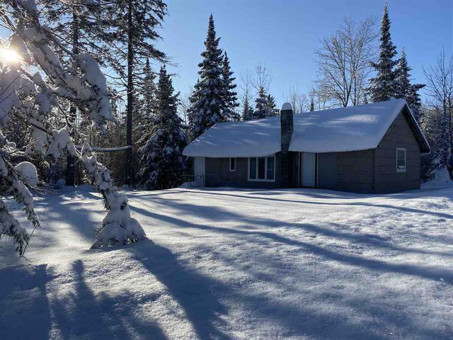 11542 Newald Rd, Florence, WI 54121