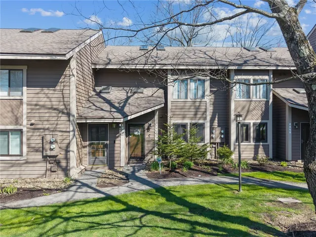 1150 Kepple Ln, Hidden Valley, PA 15502