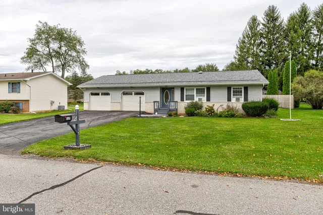 117 Kelsey Ln, Bellefonte, PA 16823