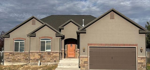 332 Flagstone Dr, Rock Springs, WY 82901