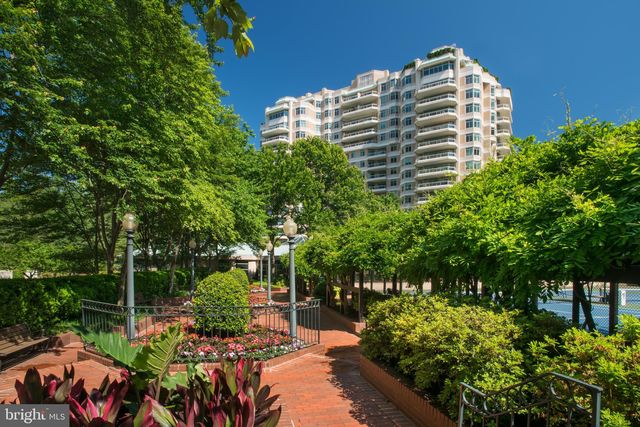 5630 Wisconsin Ave #1504, Chevy Chase, MD 20815