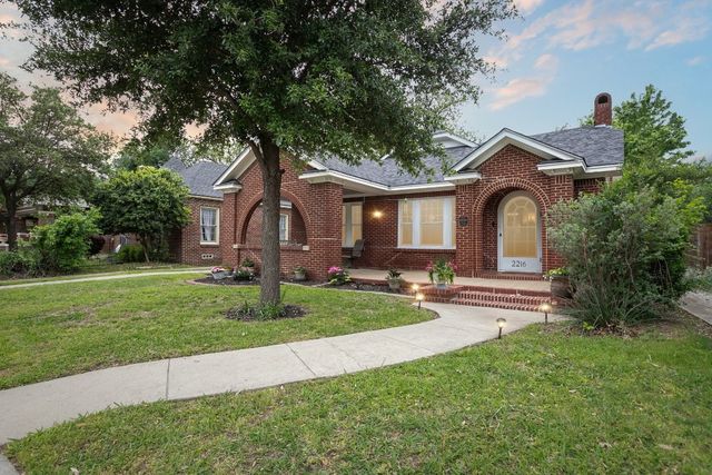 2216 5th Ave, Fort Worth, TX 76110