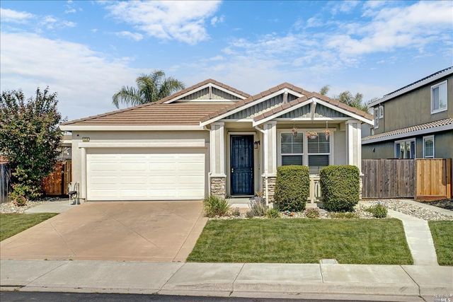 636 Silver Star Ct, Vacaville, CA 95688