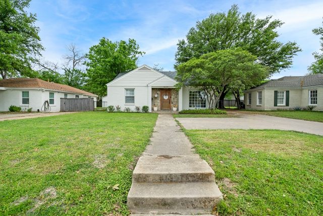 3625 White Settlement Rd, Fort Worth, TX 76107