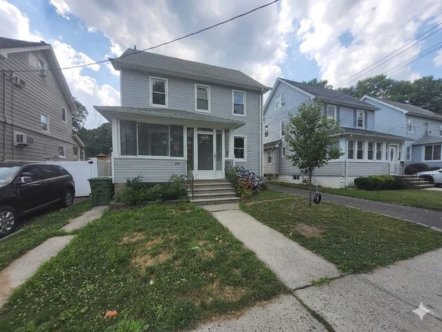 208 Clover St, Roselle, NJ 07203