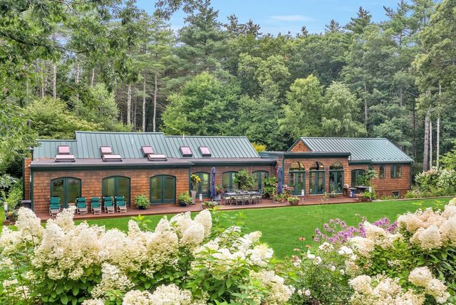 82 Old Garrison Rd, Sudbury, MA 01776