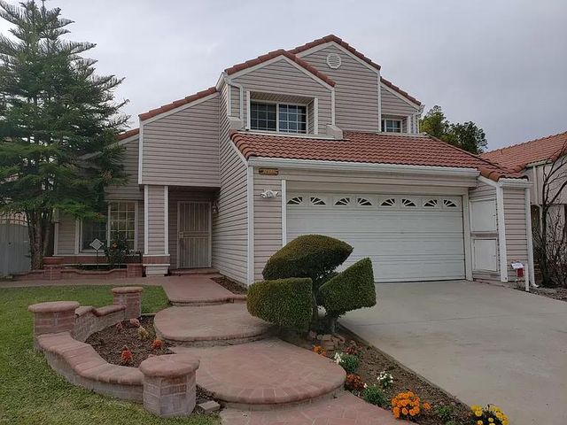 2079 Riverbirch Dr, Simi Valley, CA 93063