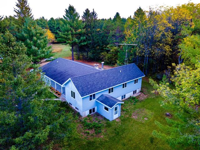 W9468 S  County Road A, Plainfield, WI 54966