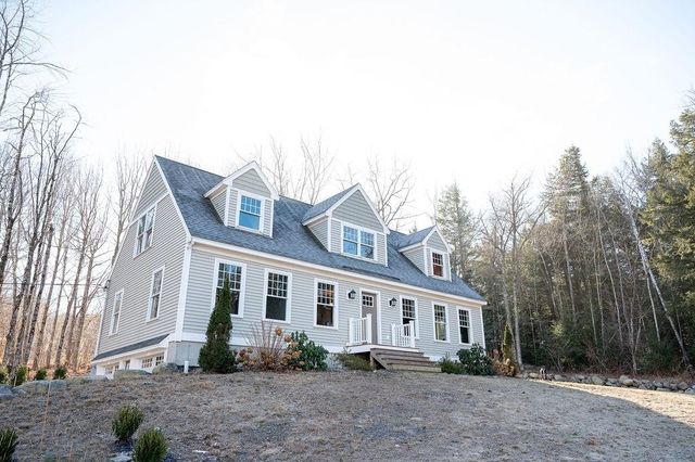 158 Moat View Drive, Albany, NH 03818