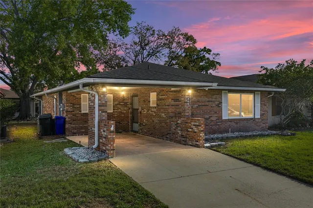 466 LAKE CAROLYN CIRCLE, Lakeland, FL 33813