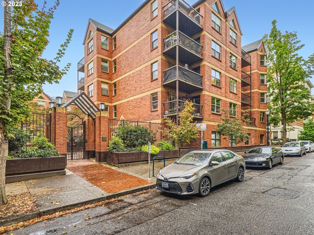 1500 SW Park Ave #227, Portland, OR 97201