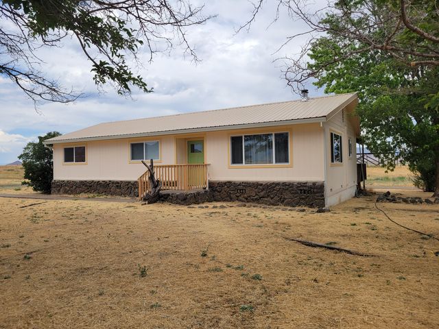 2300 Ager Rd, Montague, CA 96064