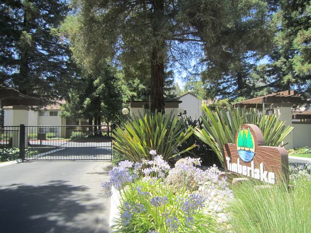 3701 Colonial Dr #23, Modesto, CA 95356
